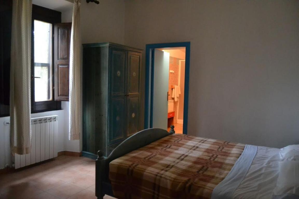 Agriturismo E Antica Fattoria Matteu Bed & Breakfast Teulada Eksteriør bilde